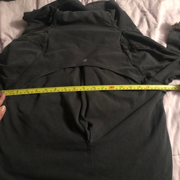 **SOLD** *RARE* Lululemon - Sway Jacket - Picture 7 of 8